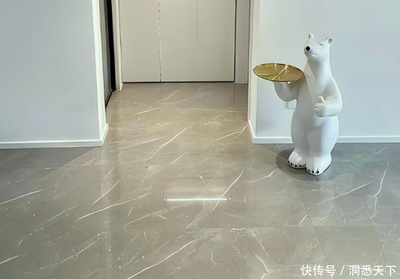 客餐廳裝修,選擇鋪瓷磚還是木地板?過來人說出真實(shí)感受